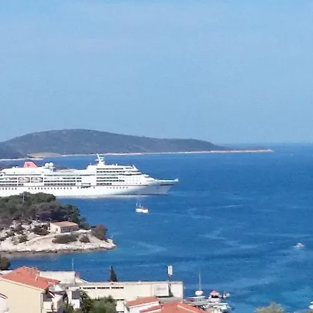 Paladina Πανσιόν 3*